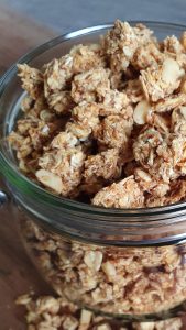 Orangen-Kokos Granola